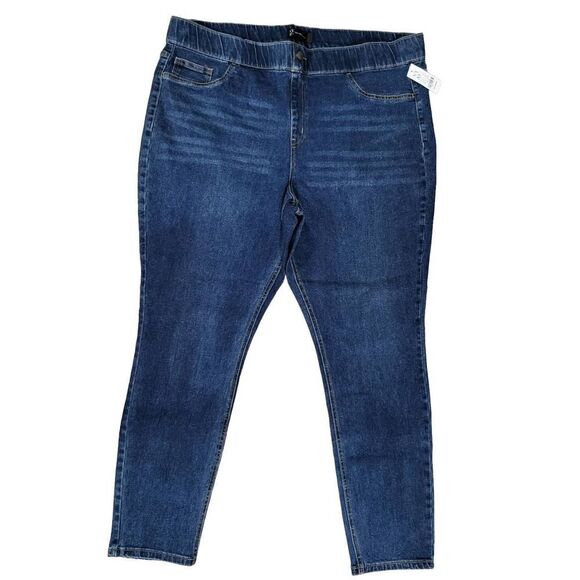 New York & Company
Pull-On High-Waisted Skinny Jeans in XXL - Picture 2 of 7